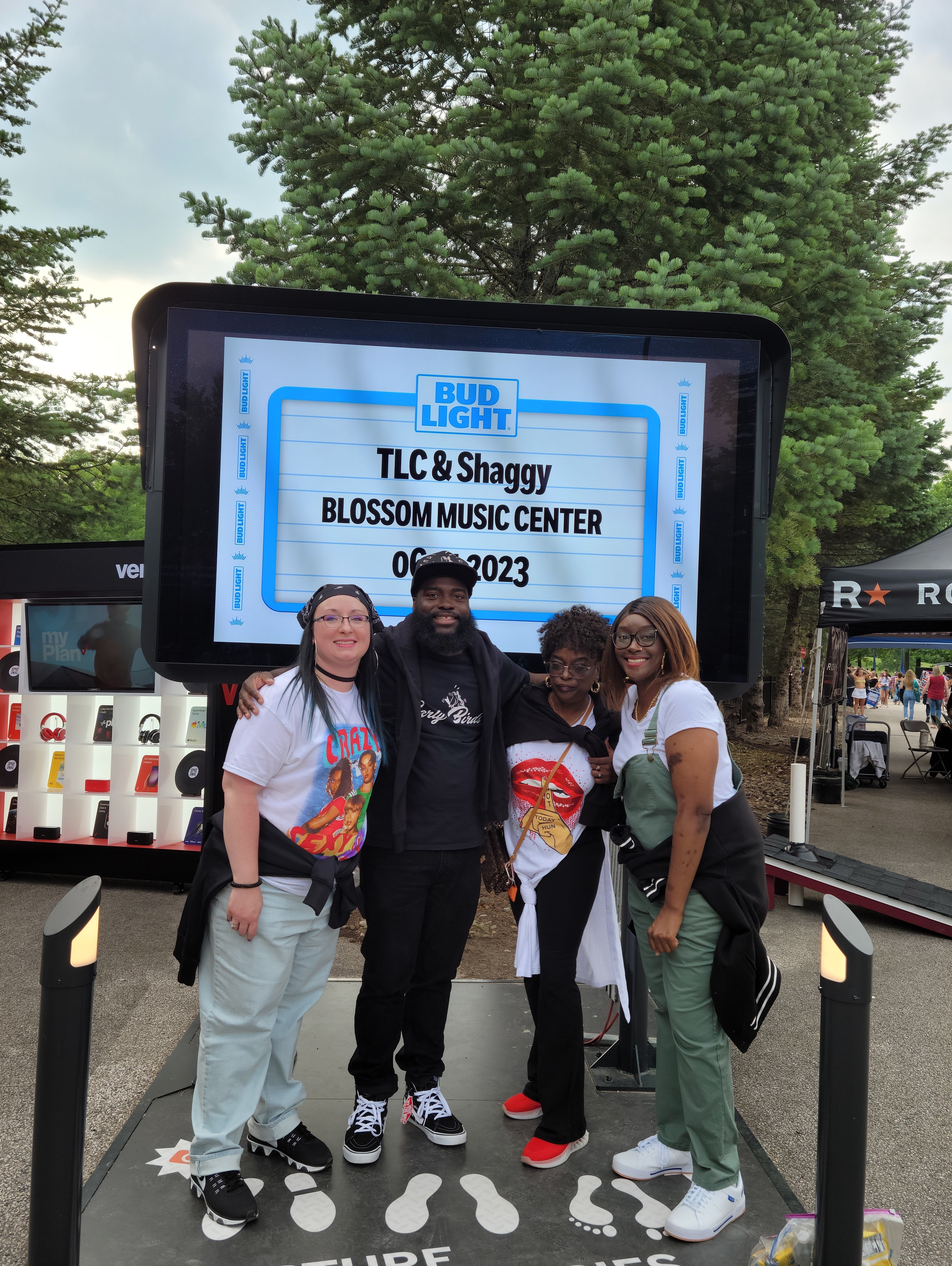 TLC Shaggy, En Vogue, Sean Kingston