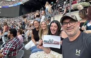 Ed Sheeran: +-=/x Tour