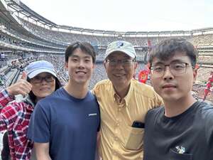 Ed Sheeran: +-=/x Tour