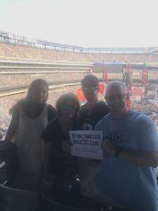 Ed Sheeran: +-=/x Tour