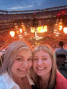 Ed Sheeran: +-=/x Tour