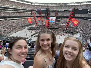 Ed Sheeran: +-=/x Tour