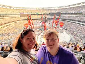 Ed Sheeran: +-=/x Tour