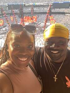 Ed Sheeran: +-=/x Tour