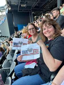 Ed Sheeran: +-=/x Tour