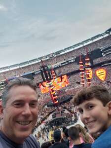 Ed Sheeran: +-=/x Tour