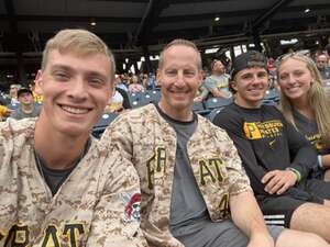 Pittsburgh Pirates - MLB vs Chicago Cubs