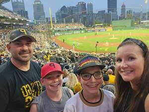 Pittsburgh Pirates - MLB vs Chicago Cubs