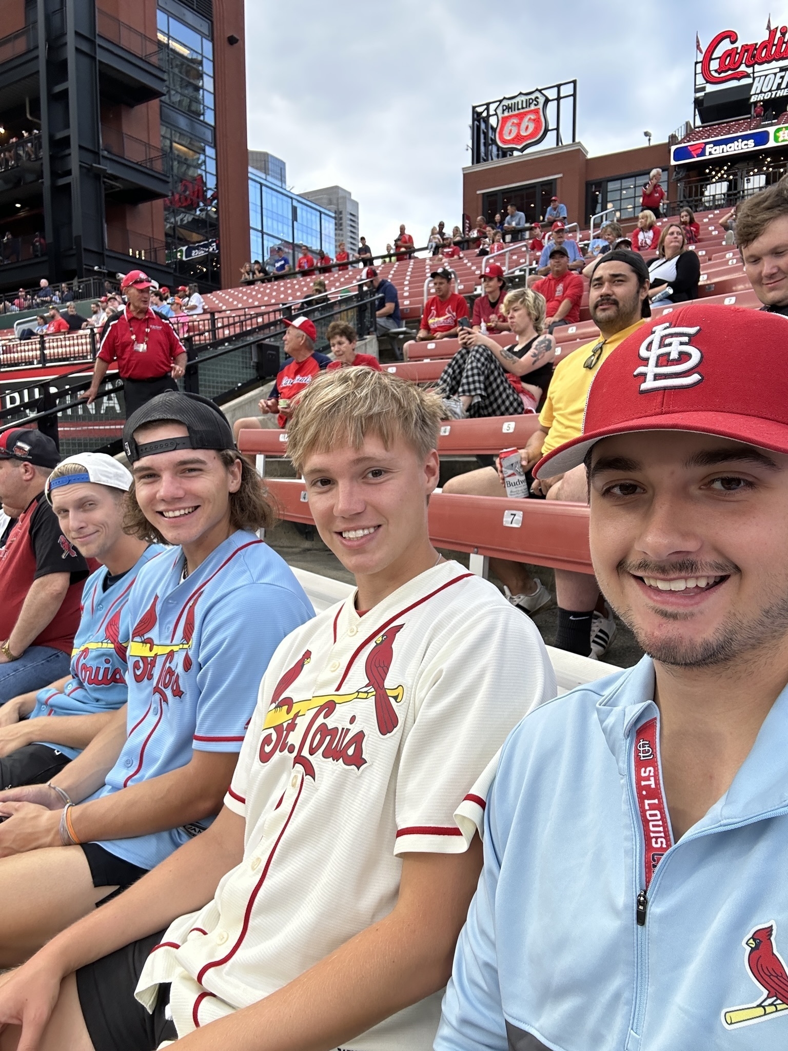 St. Louis Cardinals: Get your MLB Armed Forces Day gear now