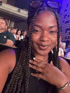 Carrie Underwood: Reflection