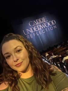 Carrie Underwood: Reflection