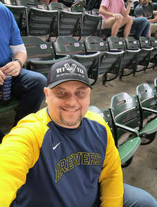 Milwaukee Brewers - MLB vs Cincinnati Reds