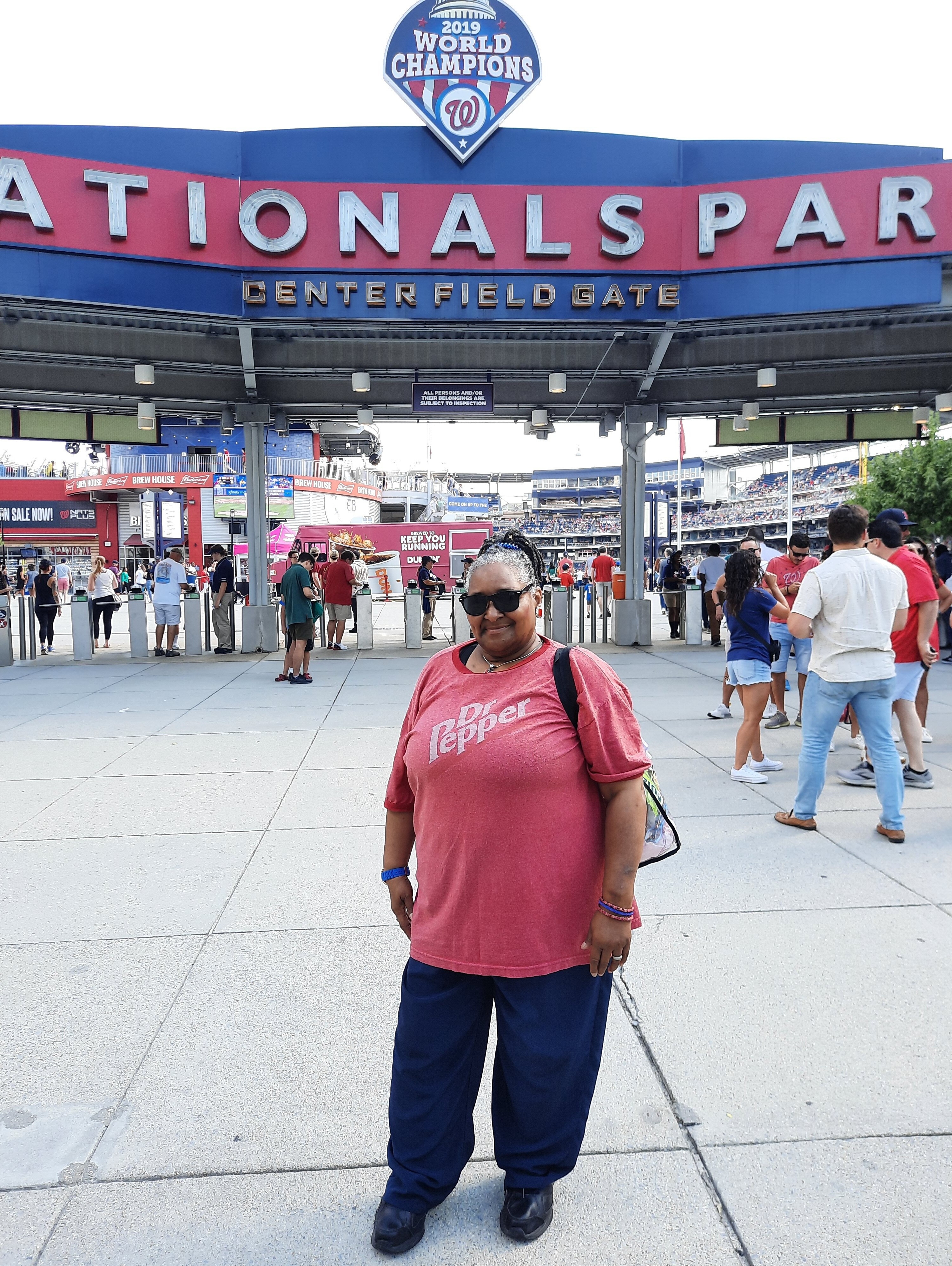 Washington Nationals have runner thrown out on walk