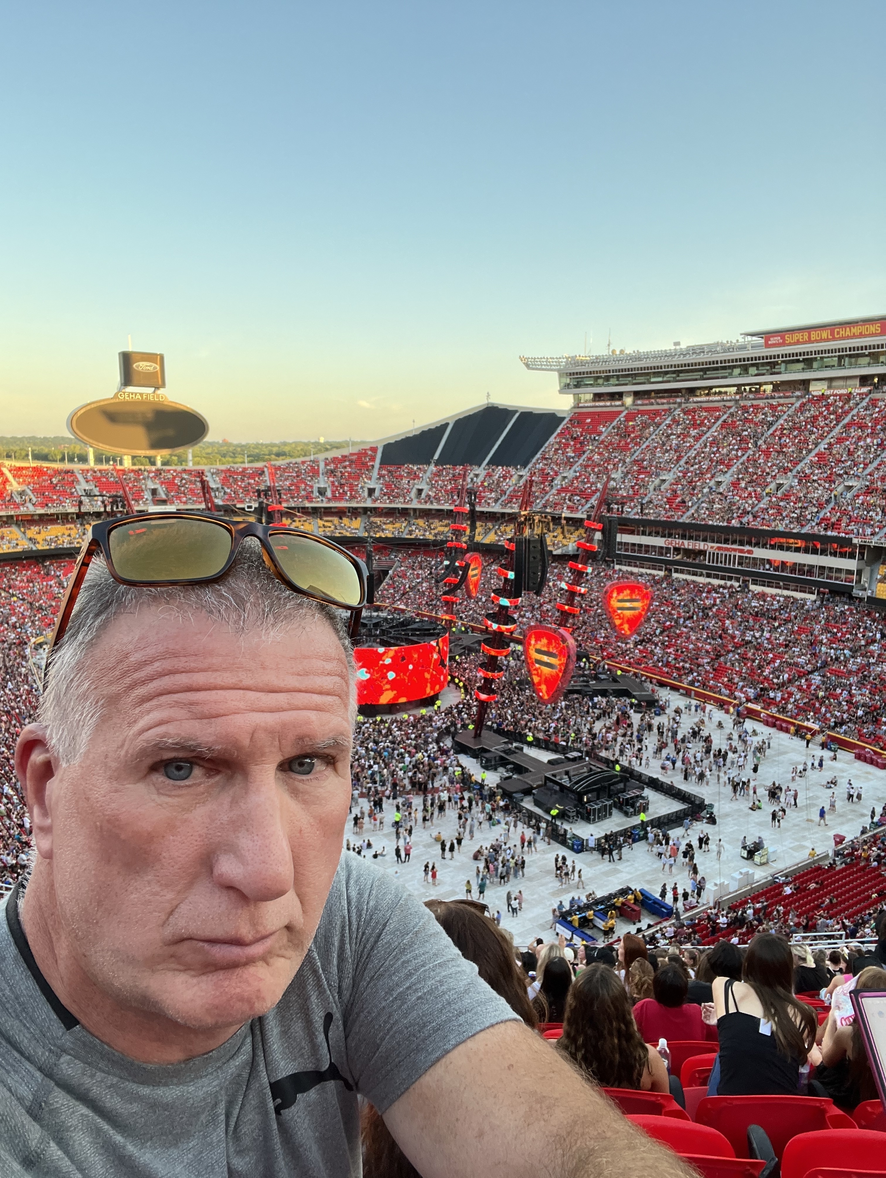 Ed Sheeran: +-=/x Tour
