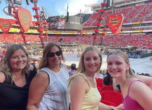 Ed Sheeran: +-=/x Tour