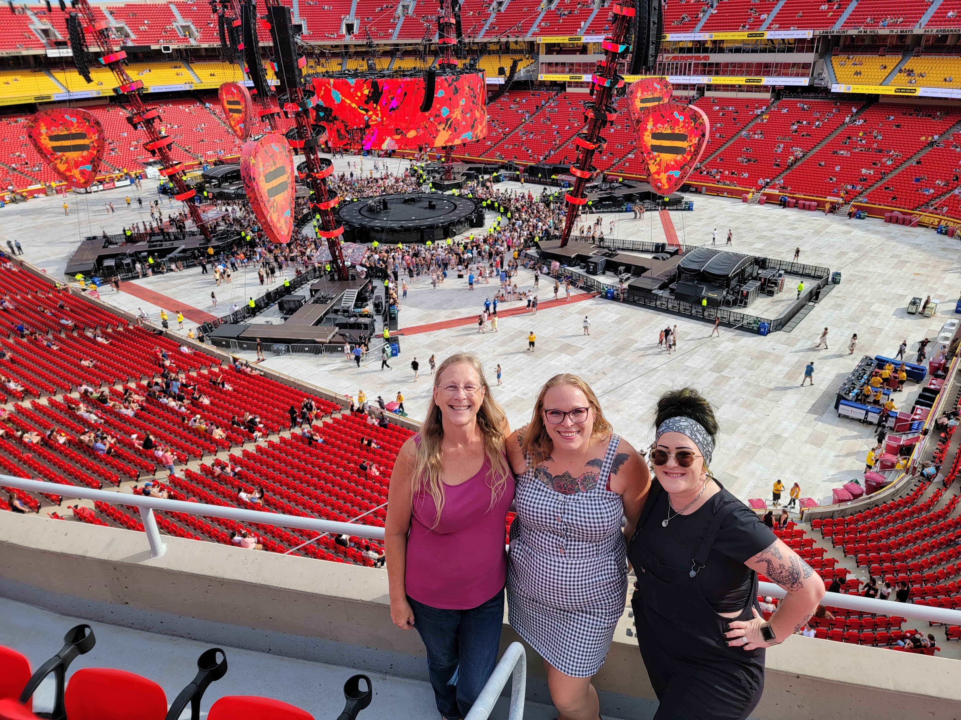 Ed Sheeran: +-=/x Tour