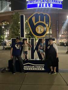 Milwaukee Brewers - MLB vs Pittsburgh Pirates