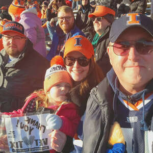 Illinois Fighting Illini - NCAA Football vs Northwestern Wildcats