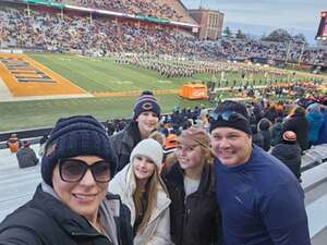 Illinois Fighting Illini - NCAA Football vs Northwestern Wildcats