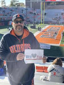 Illinois Fighting Illini - NCAA Football vs Northwestern Wildcats