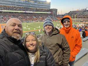 Illinois Fighting Illini - NCAA Football vs Northwestern Wildcats