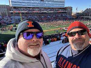 Illinois Fighting Illini - NCAA Football vs Northwestern Wildcats