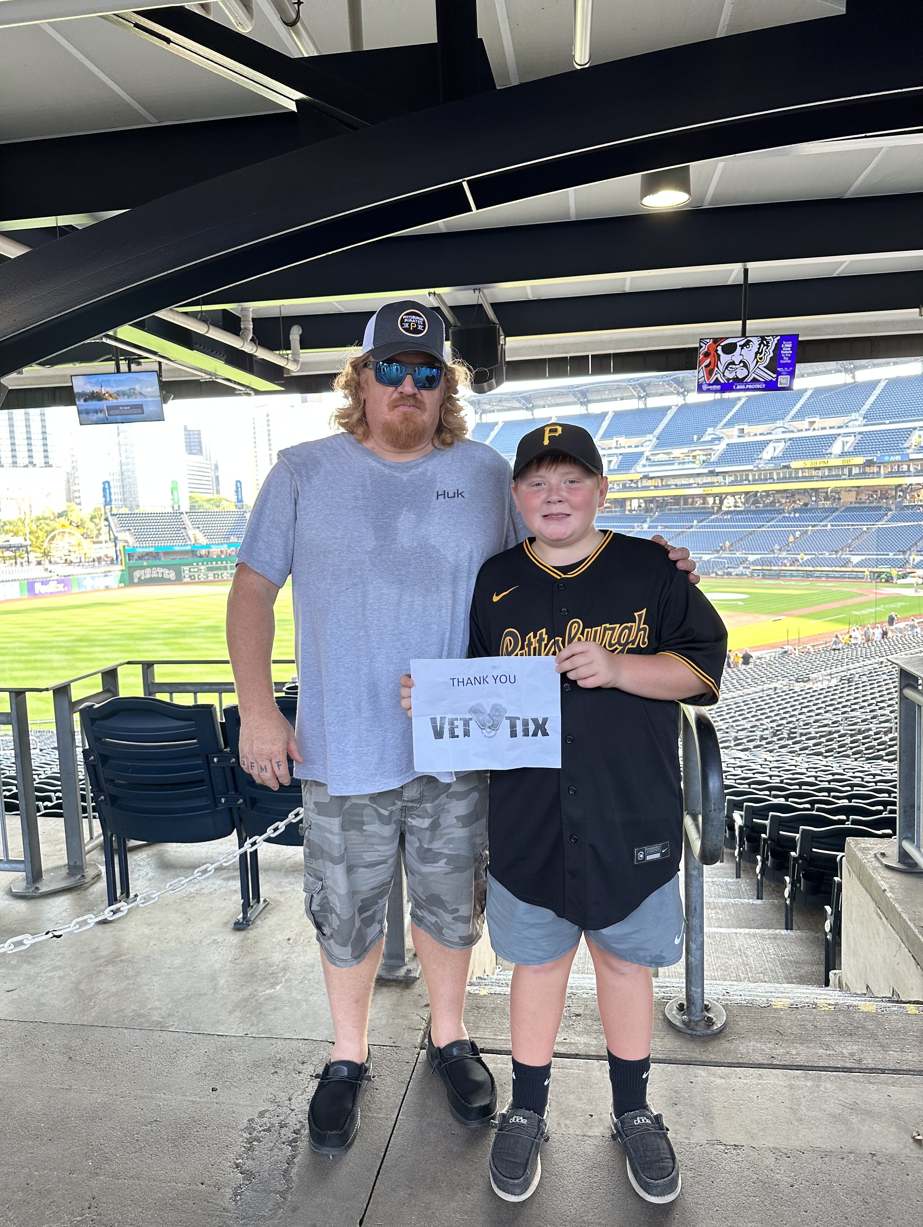 Pittsburgh Pirates and Milwaukee Brewers played an amazing game in