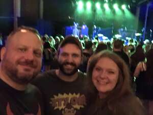 Hinder