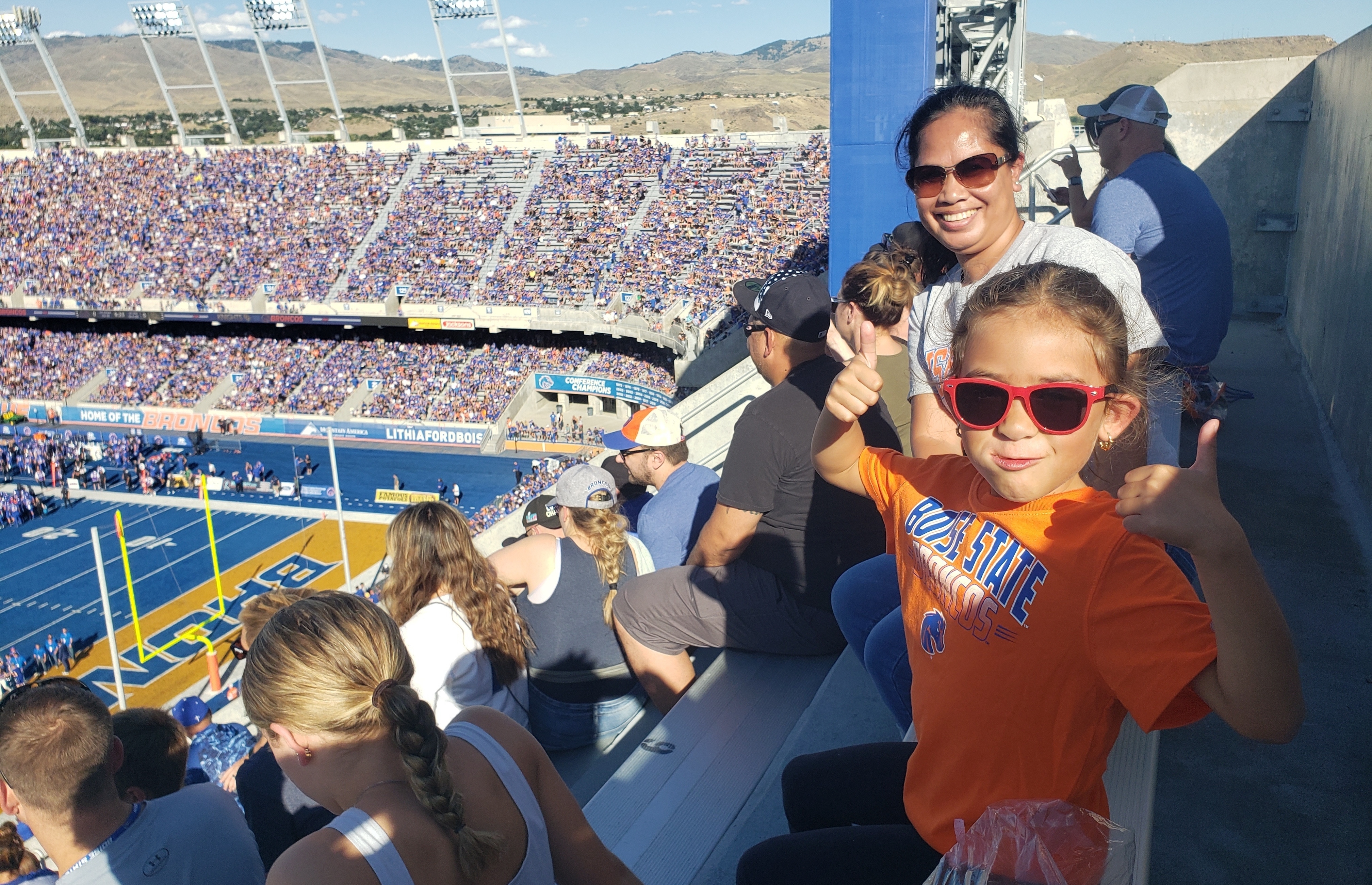 Boise State football lures fans with free ticket offer if Broncos