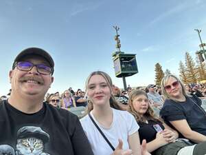 The Smashing Pumpkins: the World is a Vampire Tour