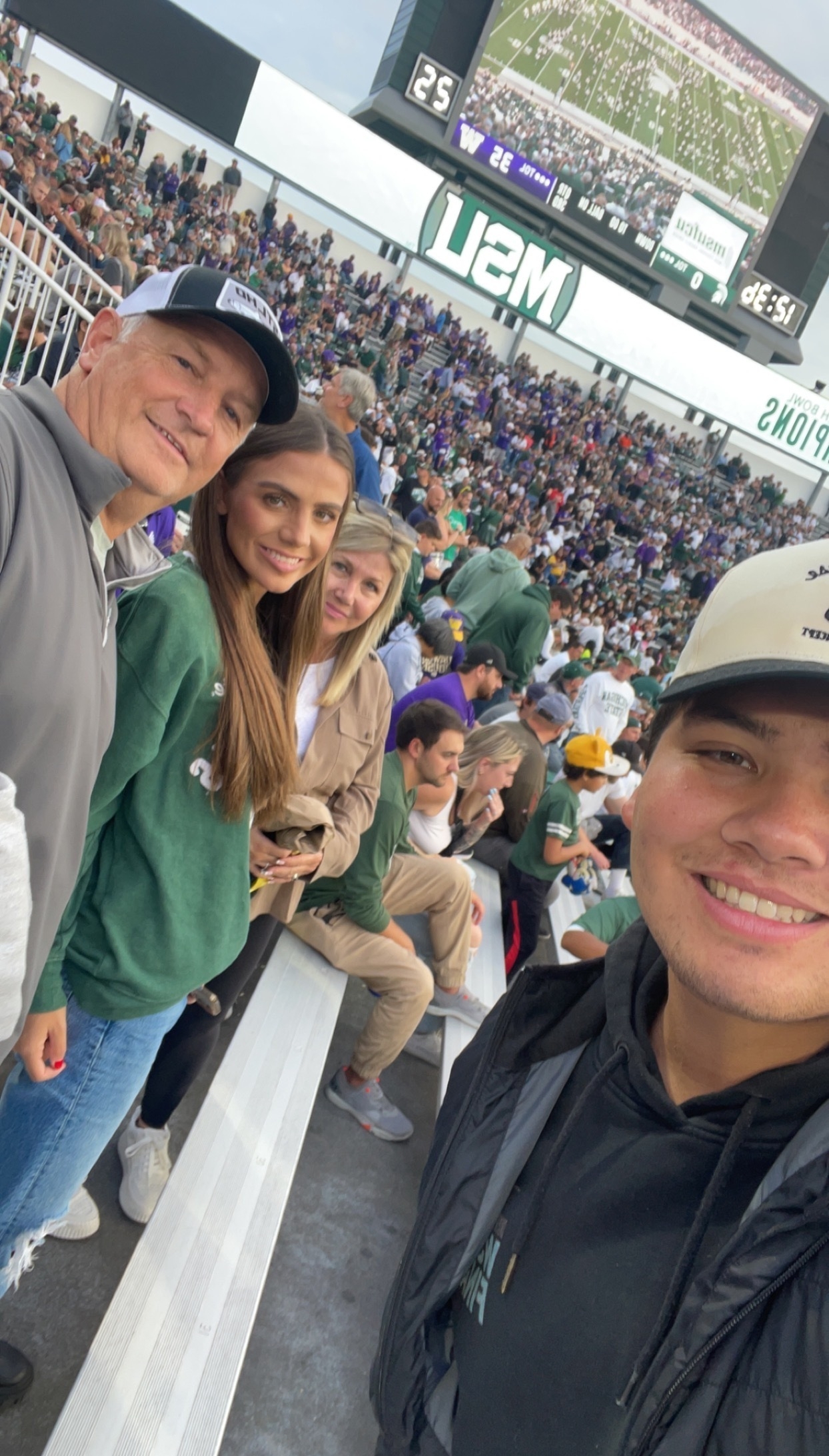 Michigan State Spartans - NCAA Football vs Washington Huskies