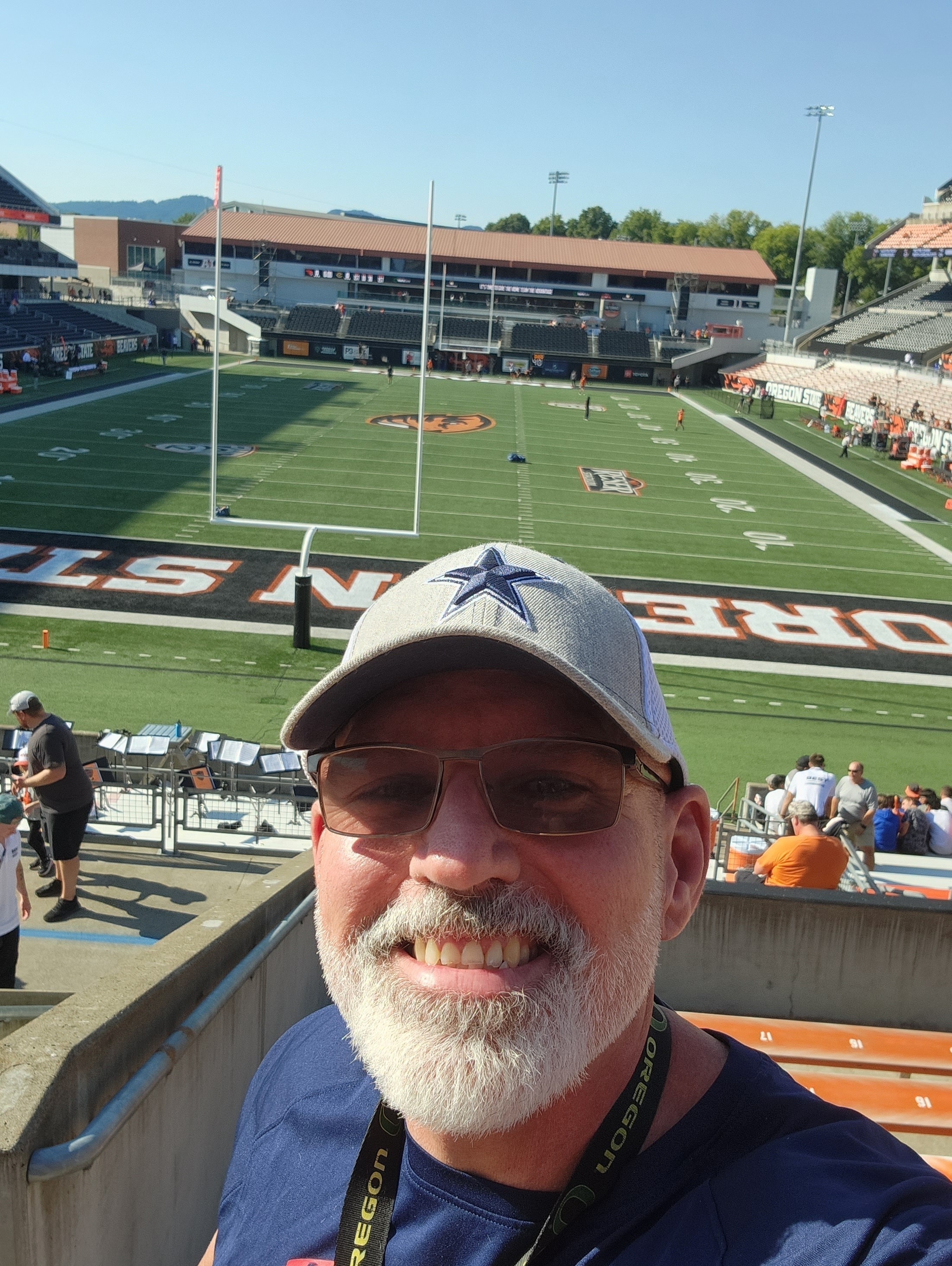 Oregon State Beavers - NCAA Football vs UC Davis Aggies