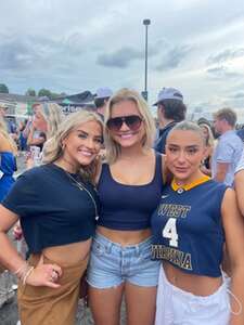 West Virginia Mountaineers - NCAA Football vs Duquesne Dukes