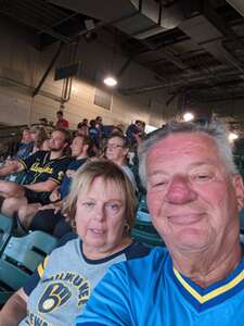 Milwaukee Brewers - MLB vs Philadelphia Phillies