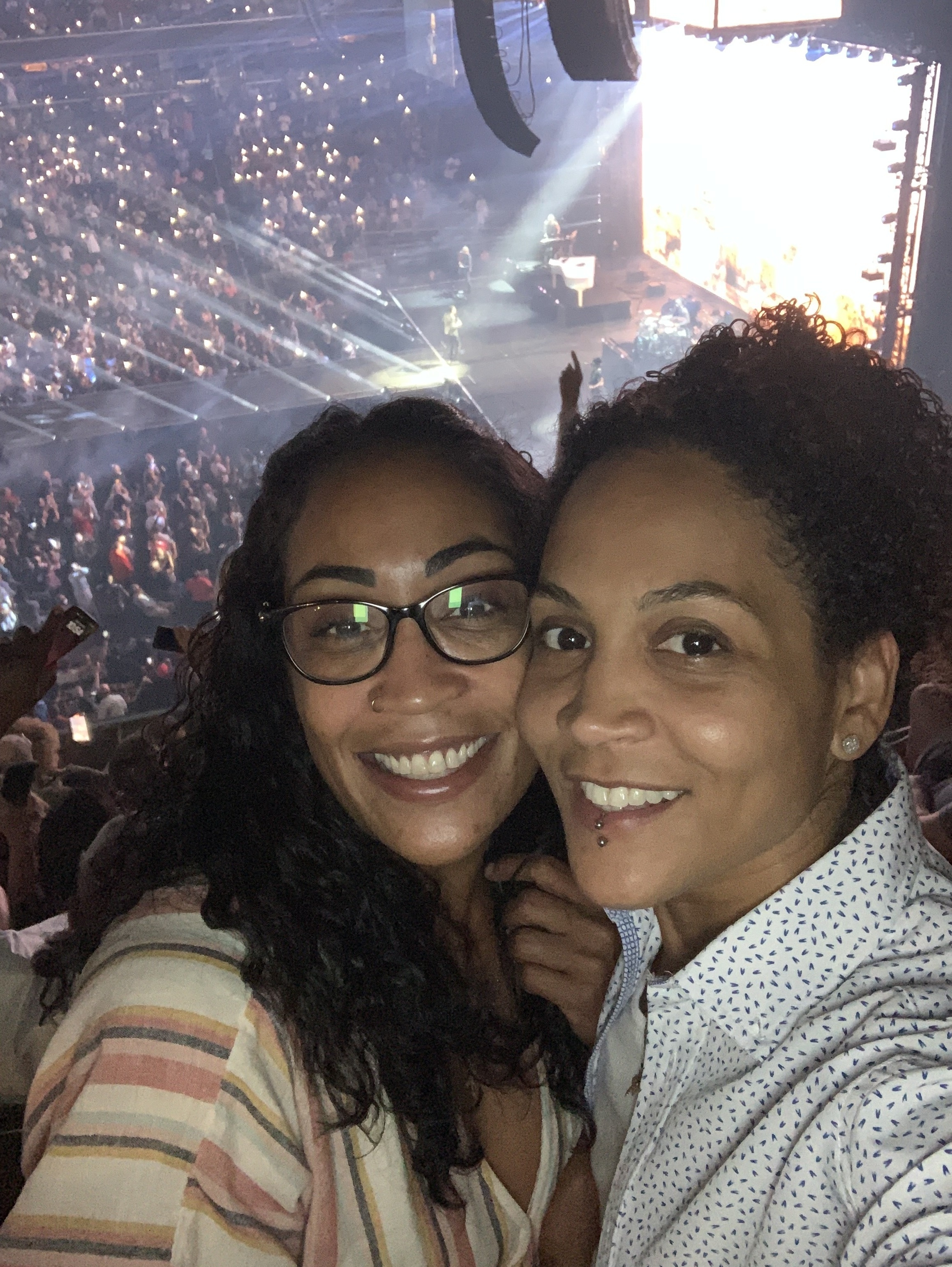 Lionel Richie and Earth, Wind & Fire - Sing a Song All Night Long