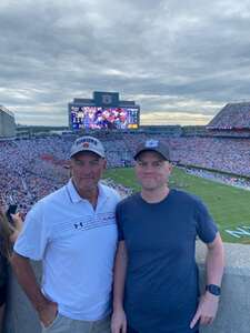 Auburn Tigers - NCAA Football vs UMass Minutemen