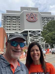 Auburn Tigers - NCAA Football vs UMass Minutemen