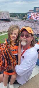 Auburn Tigers - NCAA Football vs UMass Minutemen