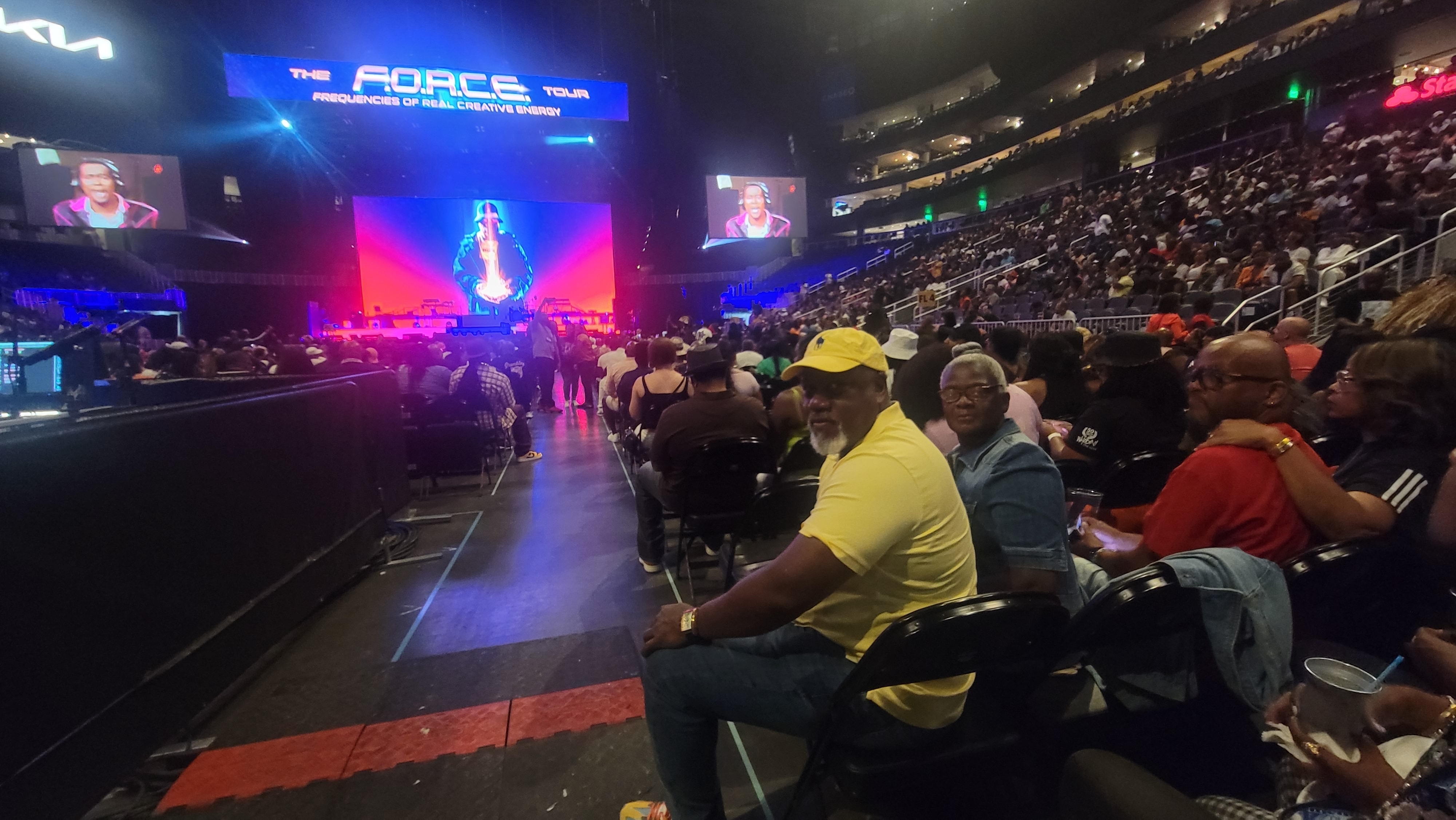 Ll Cool J: the F. O. R. C. E. Live