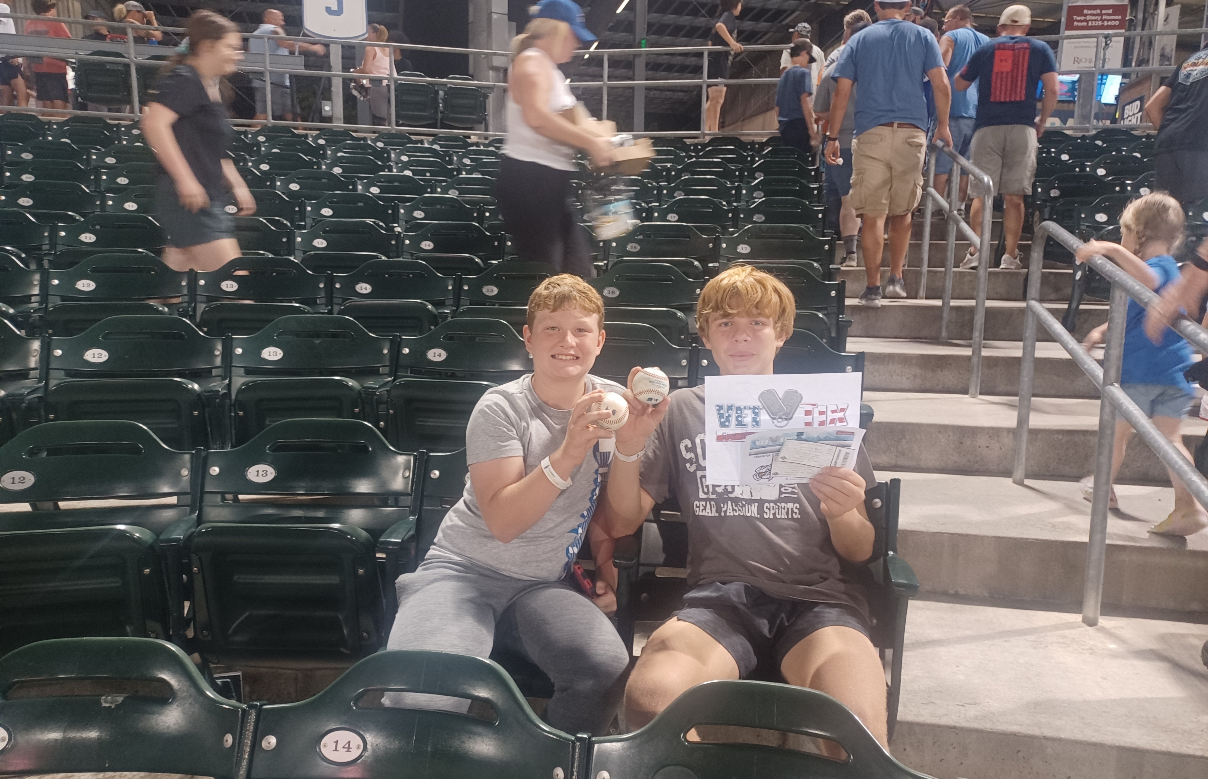 Omaha Storm Chasers - Minor AAA vs Louisville Bats