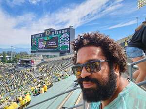Oregon Ducks - NCAA Football vs Portland State Vikings
