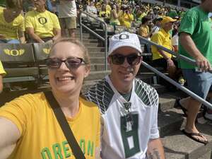 Oregon Ducks - NCAA Football vs Portland State Vikings