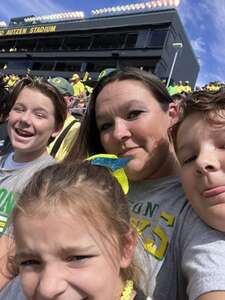 Oregon Ducks - NCAA Football vs Portland State Vikings