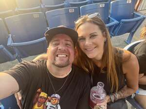 The Smashing Pumpkins: the World is a Vampire Tour