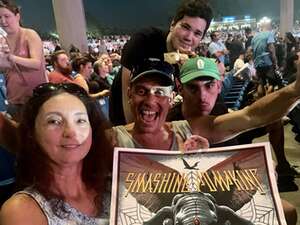 The Smashing Pumpkins: the World is a Vampire Tour