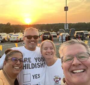 The Smashing Pumpkins: the World is a Vampire Tour