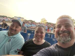 The Smashing Pumpkins: the World is a Vampire Tour