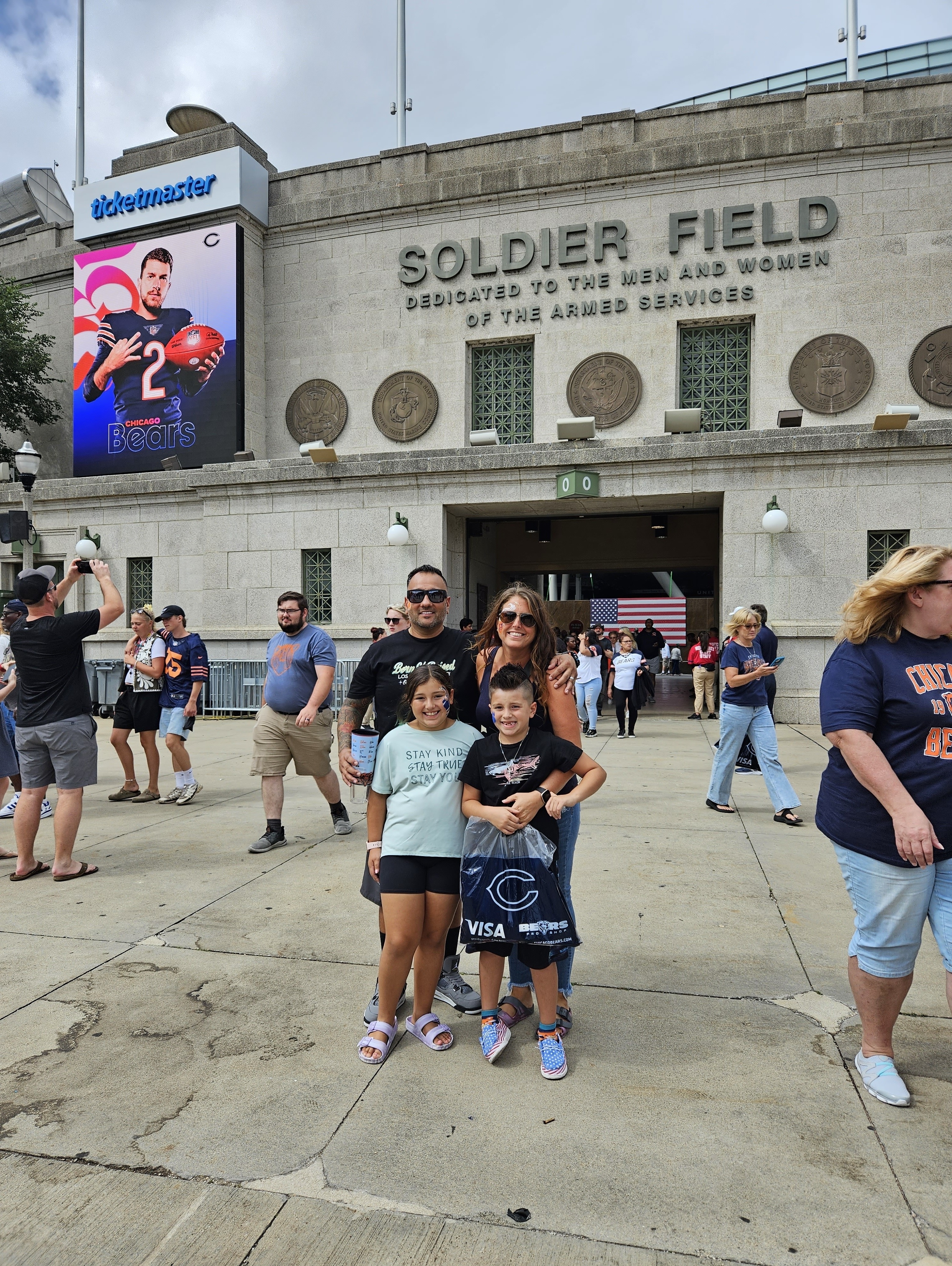 Photos  Buffalo Bills travel to Chicago