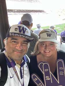 Washington Huskies - NCAA Football vs Tulsa Golden Hurricane
