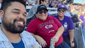 Washington Huskies - NCAA Football vs Tulsa Golden Hurricane